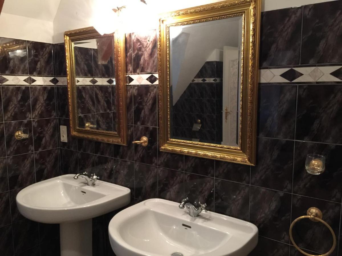 Le Belvedere Thiviers Luaran gambar